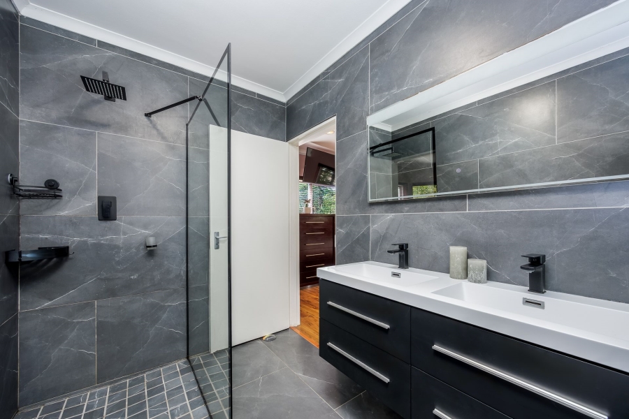 3 Bedroom Property for Sale in Aurora Western Cape